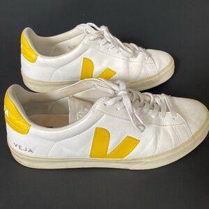 Veja Sneakers Men’s US size 10